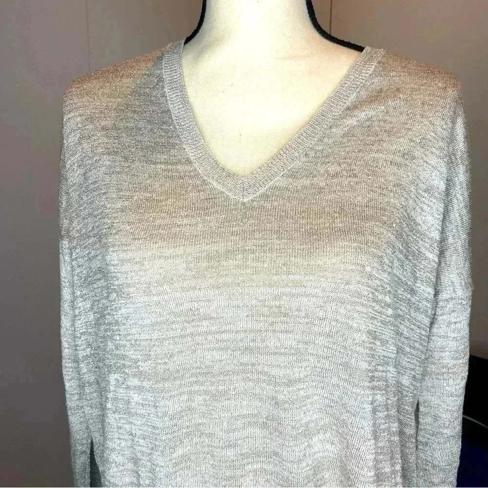 Joie Calee V-Neck Knit Sweater in Beige/Gold Size S